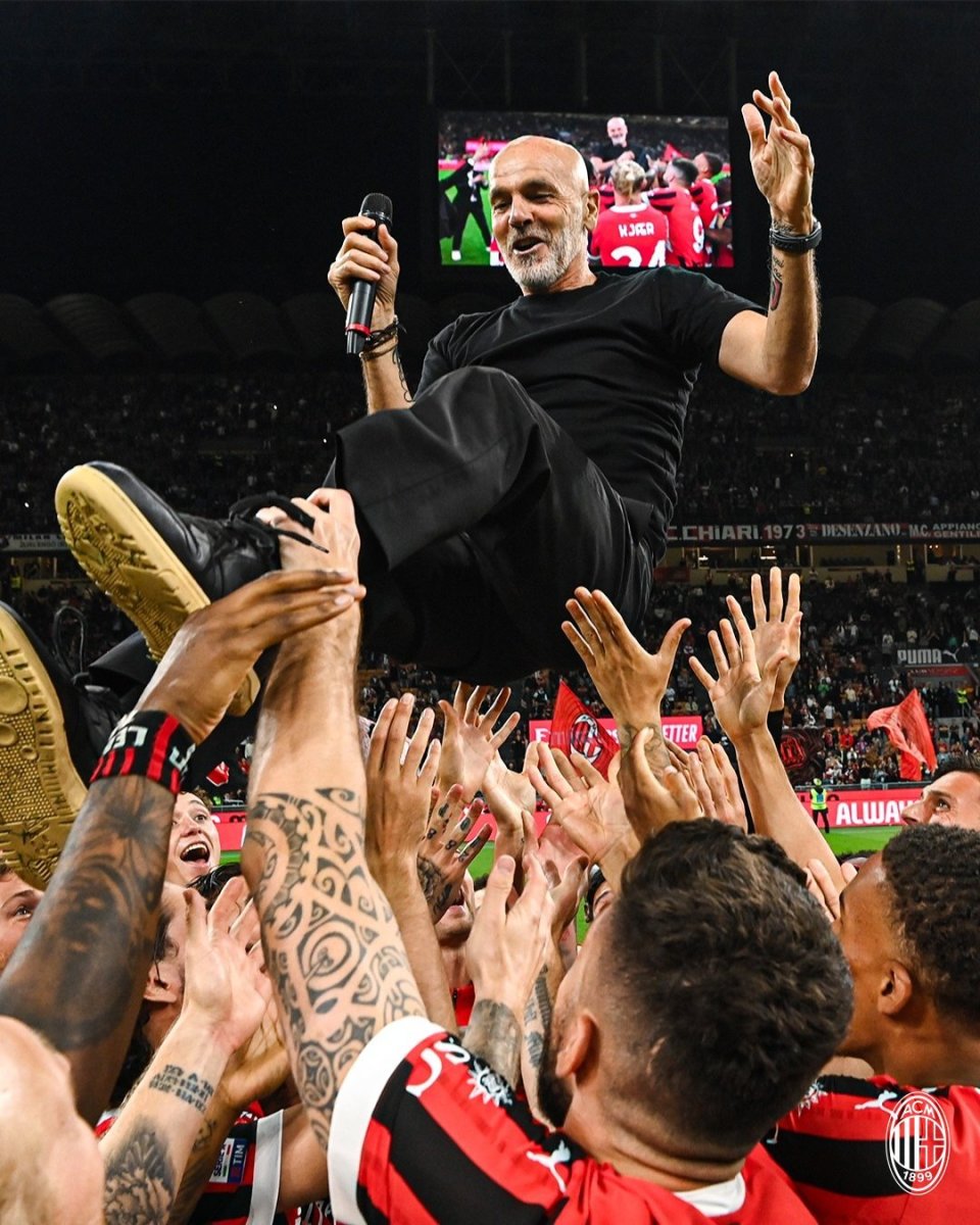 Ming新星问鼎冠军表现惊艳,曼联未来可期!的简单介绍 Ming新星问鼎冠军表现惊艳,曼联未来可期!的简单介绍