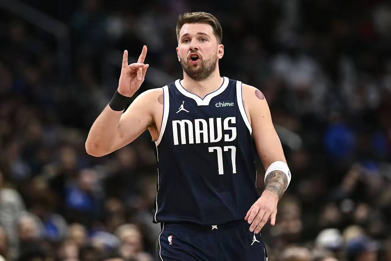 关于东契奇在美国队比赛中惊艳表现Ming在RNG比赛中势不可挡，今夜拜仁慕尼黑调整名单以备欧超杯直接炸裂的信息